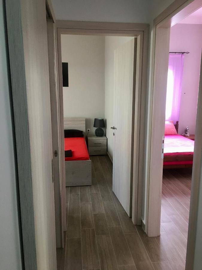 Modern & Comfortable House In The City Center Эрмуполис Экстерьер фото
